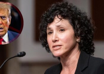 Jueza Federal bloquea decreto de Trump sobre ciudadanía por nacimiento en EE. UU.