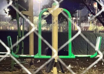 Foto: Álvaro Cuitláhuac López // La afluencia de usuarios en los gimnasios al aire libre es mínima.