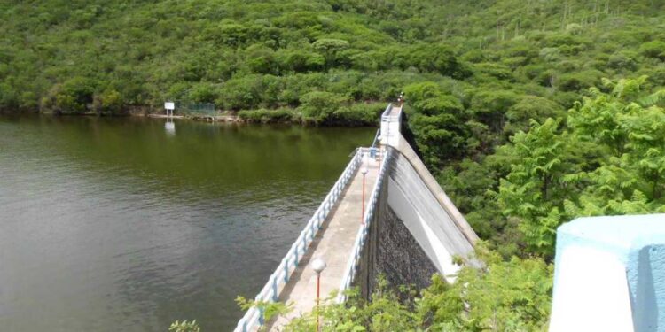 Foto: Archivo El Imparcial – ilustrativa // Solo una presa del estado (Yosocuta), abastecida por el río Mixteco, se encuentra al 101% de llenado.