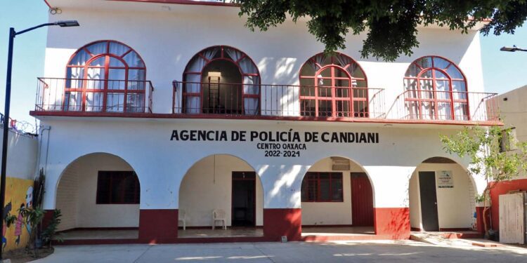 Foto: Adrián Gaytán // La agencia de policía de Candiani en terrenos que antes fueron tierras de cultivo.