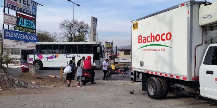 La colisión ocurrió en Santa Rosa Panzacola, a la altura del retorno de Brenamiel.