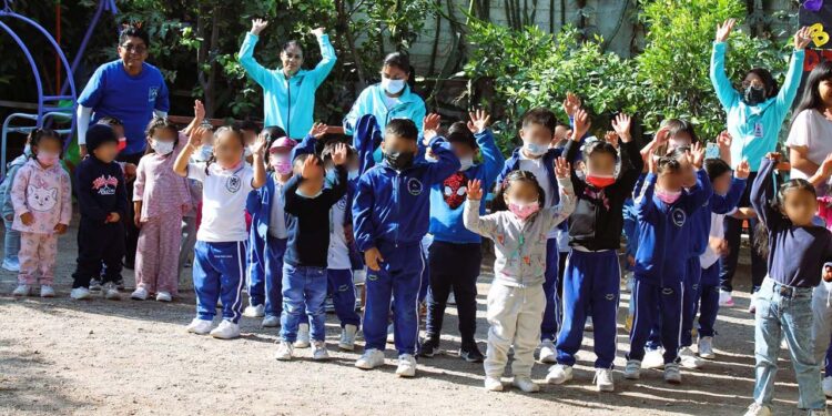 La iniciativa tiene como propósito disminuir la producción de basura, a través de la campaña “Que no se vaya a la basura”.