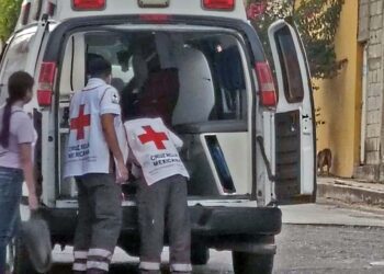 Los heridos fueron atendidos por paramédicos de Cruz Roja Mexicana.