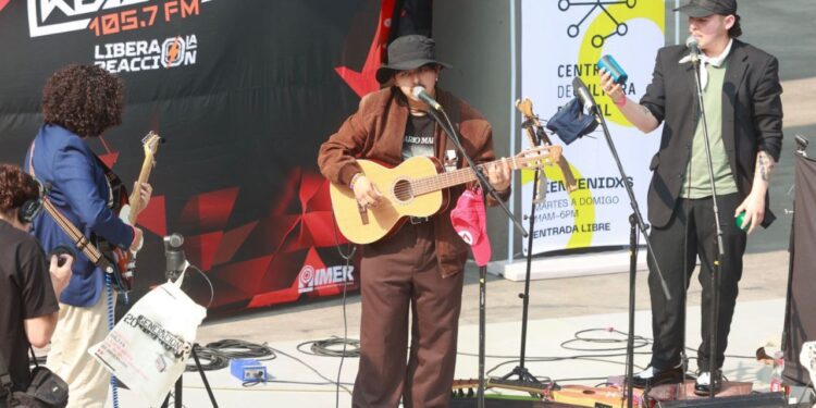 VIRAL | Macario Martínez, del servicio de limpia a artista aclamado