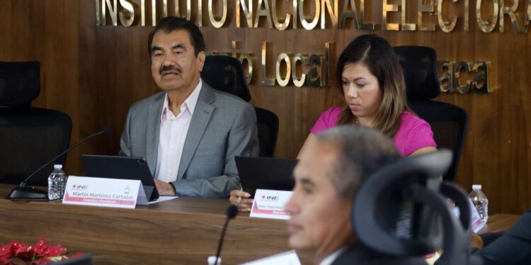 Foto: Luis Alberto Cruz // Martín Martínez Cortázar, delegado del INE en Oaxaca.