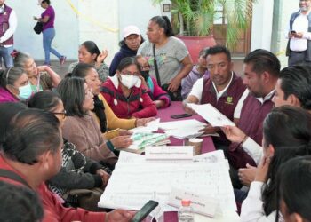 Foto: Municipio de Oaxaca de Juárez // Mesas de los Diálogos vecinales llevados a cabo ayer en Palacio Municipal.