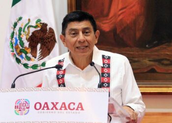 Foto: Adrián Gaytán // “Nos van a ayudar a abatir el rezago que nos heredaron en el sistema de salud”: Salomón Jara Cruz, Gobernador del Estado.