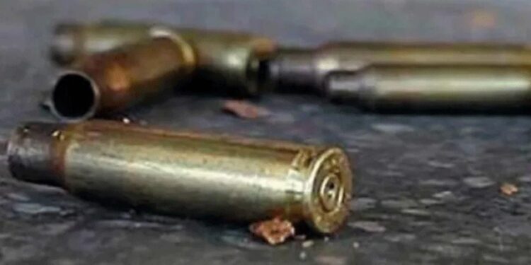 Se reportó que tres personas perdieron la vida por disparos de arma de fuego y una más se encuentra desaparecida.