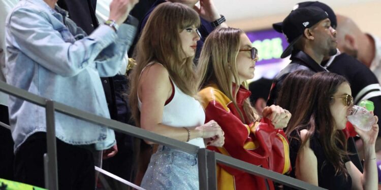 Taylor Swift recibió abucheos en el Super Bowl LVIX