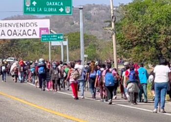 Foto: Archivo El Imparcial // Una nueva caravana de migrantes que avanzaba por la región del Istmo, fue disuelta por las autoridades migratorias.