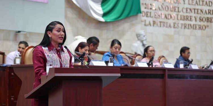 Foto: Luis Alberto Cruz // Yesenia Nolasco Ramírez, titular de Semovi, dijo que solo el 27% de automovilistas han cumplido con el pago de la Tenencia 2025 y canje de placas.