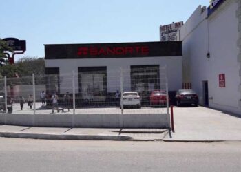 ¡Asalto a mano armada a cuentahabiente de Banorte en Huatulco!