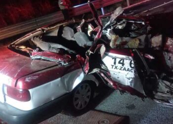 Mortal volcadura y choque de taxi foráneo deja cuatro muertes en Autopista a la Costa de Oaxaca
