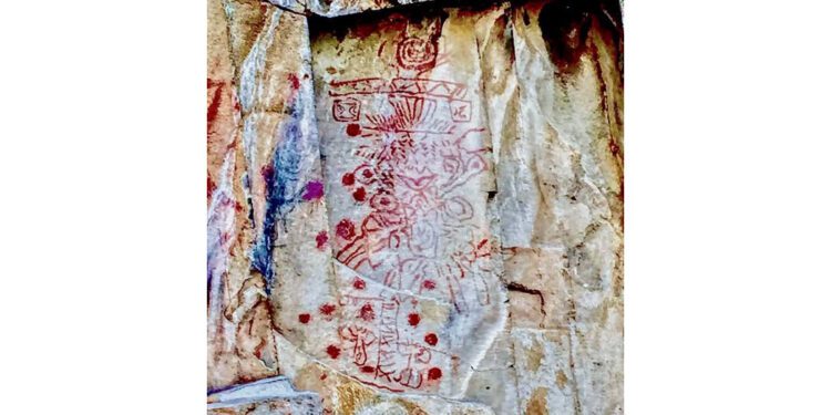 ¡Sorpresa en Chilapa de Díaz! Descubren posibles pinturas rupestres en el cerro Chicagua Letra