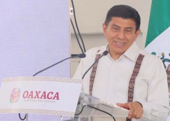 Foto: cortesía // El gobernador Salomón Jara Cruz presentó el programa para el bienestar Mujeres de la Primavera, para el otorgamiento de microcréditos.