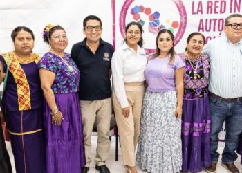 Foto: cortesía // El encuentro celebrado en el Istmo de Tehuantepec incluyó la presencia de la DDHPO, autoridades municipales y organizaciones sociales.