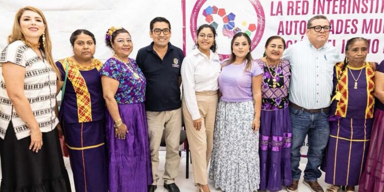 Foto: cortesía // El encuentro celebrado en el Istmo de Tehuantepec incluyó la presencia de la DDHPO, autoridades municipales y organizaciones sociales.