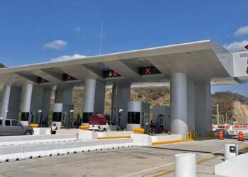 Foto: cortesía // En ambas casetas se mantiene el paso libre para quienes se dirigen hacia la Costa oaxaqueña.