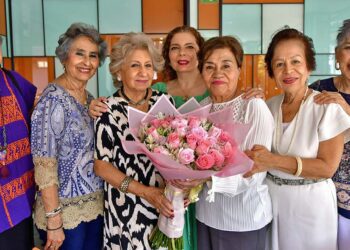 Fotos: Rubén Morales // Úrsula Bolaños Cacho, Socorro Herrera, Mina Fernández, Karina Musalem, Geña Sibaja y Ana Bertha Bustamante estuvieron en el festejo.