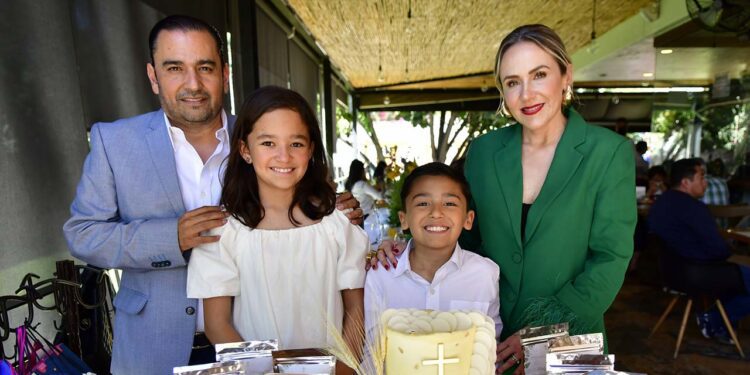 Fotos: Rubén Morales // Los hermanos Regina y Carlos fueron consentidos por sus padres: Carlos Márquez y Marisol Alonso.