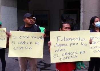 El gobierno federal asegura que la entrega de insumos para la atención de los distintos cánceres infantiles está garantizada mediante la compra consolidada de medicamentos.