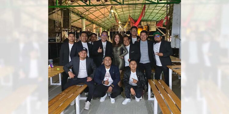 Salamandra Show ha logrado crear un sonido único que fusiona diferentes estilos y géneros.