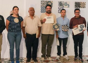 Los ganadores recibieron como premio 20, 10 y 5 metros cuadrados de la baldosa de su autoría.