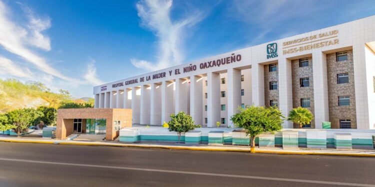 Foto: cortesía // Por sugerencia de la Presidenta Claudia Sheinbaum, pasa del Hospital General de la Mujer y el Niño Oaxaqueño al “Hospital de la Mujer y la Niñez Oaxaqueña”.