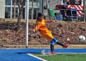 Valles Centrales se quedó con los boletos en futbol.