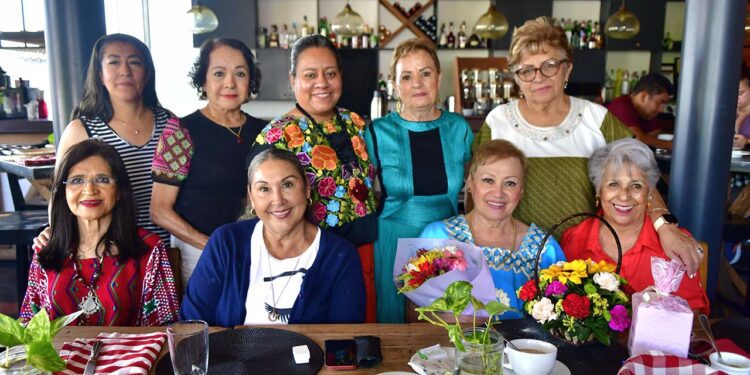 Fotos: Rubén Morales // En esta celebración no pudo faltar el rico pastel de cumpleaños