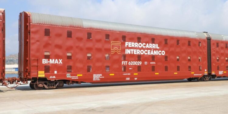 Oaxaca, nuevo eje comercial de nivel mundial tras primer traslado interoceánico a través del Istmo de Tehuantepec: Sedeco
