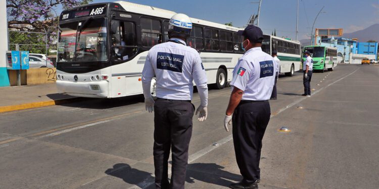 Foto: Archivo El Imparcial // La Ley General de Movilidad busca reducir los problemas para usuarios del transporte público y mejorar la seguridad vial en todo el estado.
