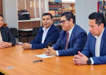 Buscan impulsar proyectos que beneficien a Tlaxiaco con la participación de estudiantes y docentes.