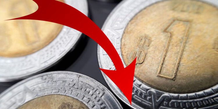 Se devalúa el peso 5.8% con Sheinbaum