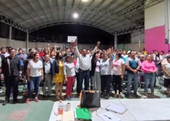 Foto: redes sociales // Fue durante este sábado cuando se realizó la primera asamblea en la cancha adjunta al inmueble de la agencia.