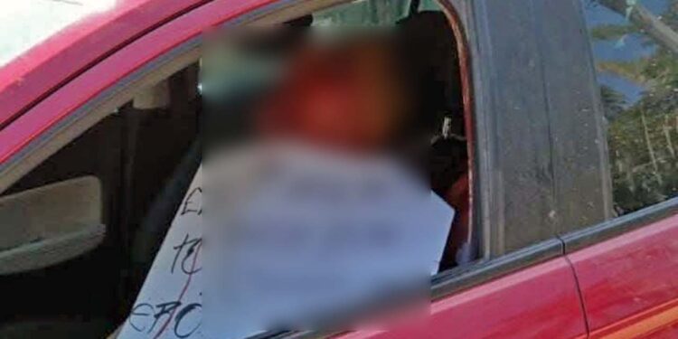 El Jocha fue asesinado dentro de su vehículo.
