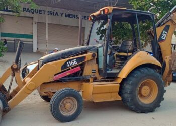 El vehículo fue trasladado al encierro de Grúas R y R.