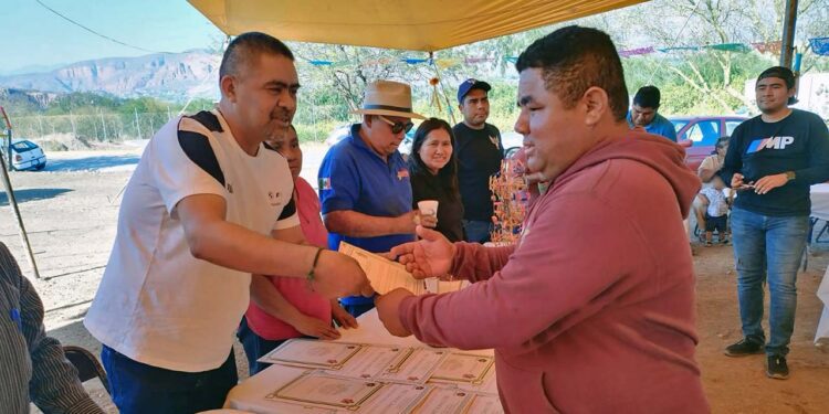 En la agencia de Tomellín se llevó a cabo la fiesta de la pirotecnia en honor a San Juan de Dios.