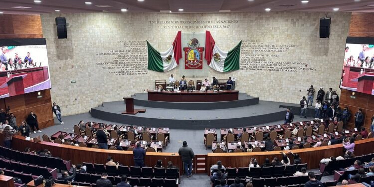 Candados en el Congreso para evitar privatizar bienes públicos