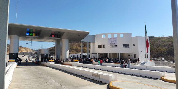 Demandaron a las autoridades federales acelerar el trámite para obtener la gratuidad al circular hacia sus comunidades.
