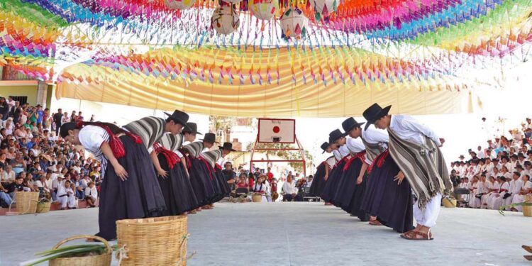 Foto: cortesía // La Guelaguetza Serrana 2025, en San Melchor Betaza en un ambiente de fiesta, cultura, tradición.