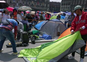 Concluyen el paro de labores de 72 horas en miles de escuelas públicas de educación básica.