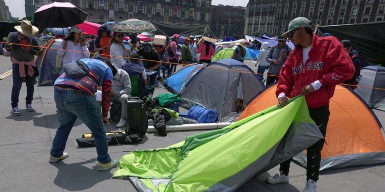 Concluyen el paro de labores de 72 horas en miles de escuelas públicas de educación básica.