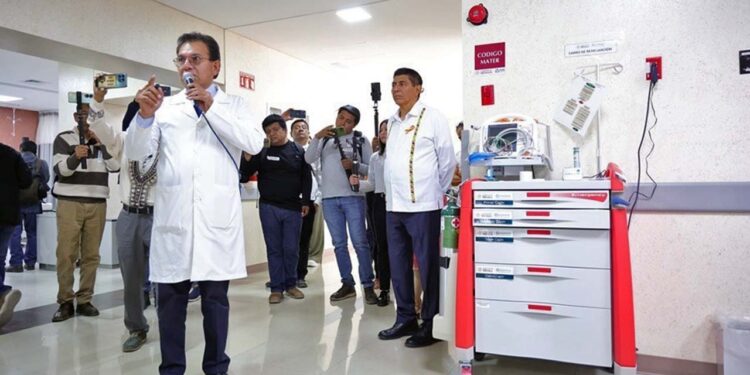 Las autoridades destacaron la atención obstétrica de este nuevo centro médico.