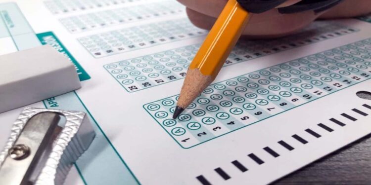 Foto: internet // De acuerdo a la SEP, la prueba PISA se realizará en el país en abril y mayo de este año en 321 escuelas mexicanas y a 7 mil estudiantes de 15 años.