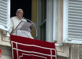 Sale mañana el Papa del hospital