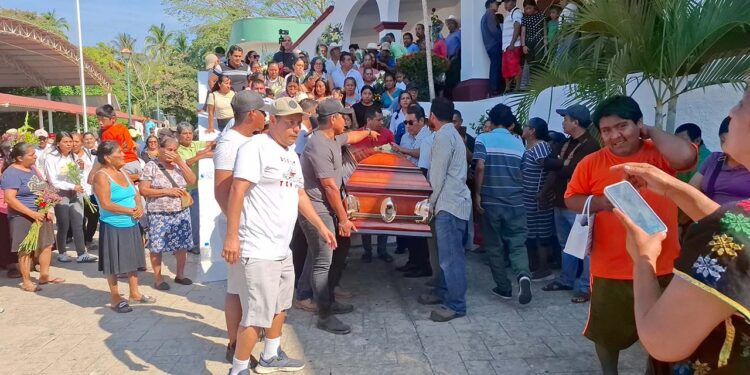 San Pedro Mixtepec pierde a uno de sus más grandes defensores y líderes.