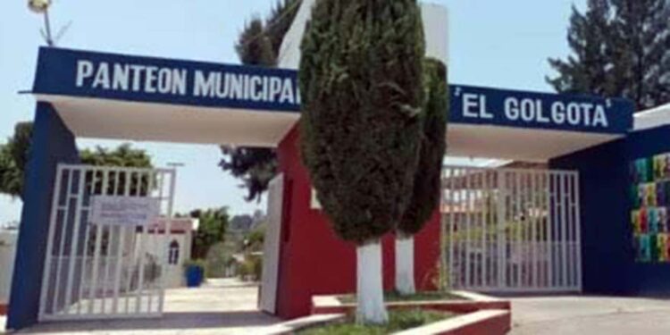 Su cuerpo fue trasladado al panteón El Gólgota.
