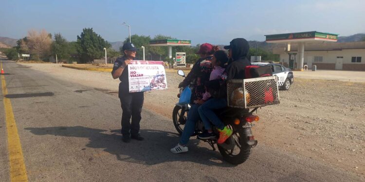 Se llevaron a cabo dispositivos de concientización a conductores.