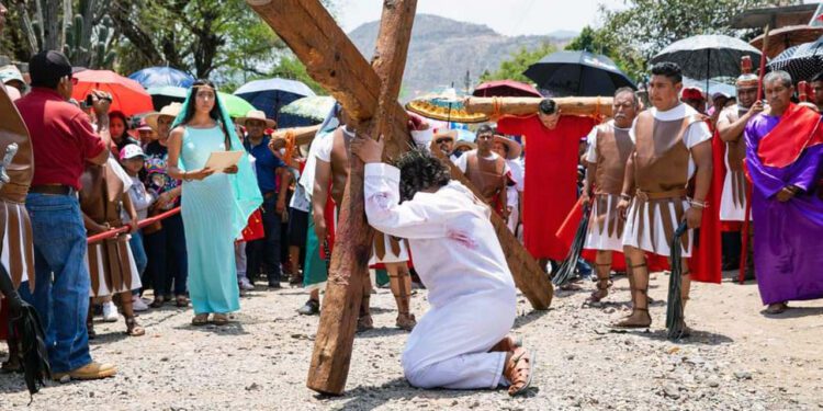 Preparan representación   de la Pasión de Cristo 